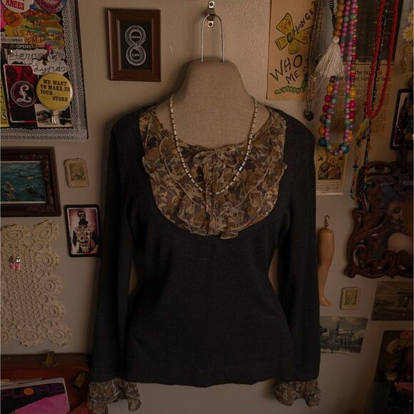 Floral Collared Cuffed Sweater Blouse Women's Medium Beige Floral Ruffled - Picture 1 of 9